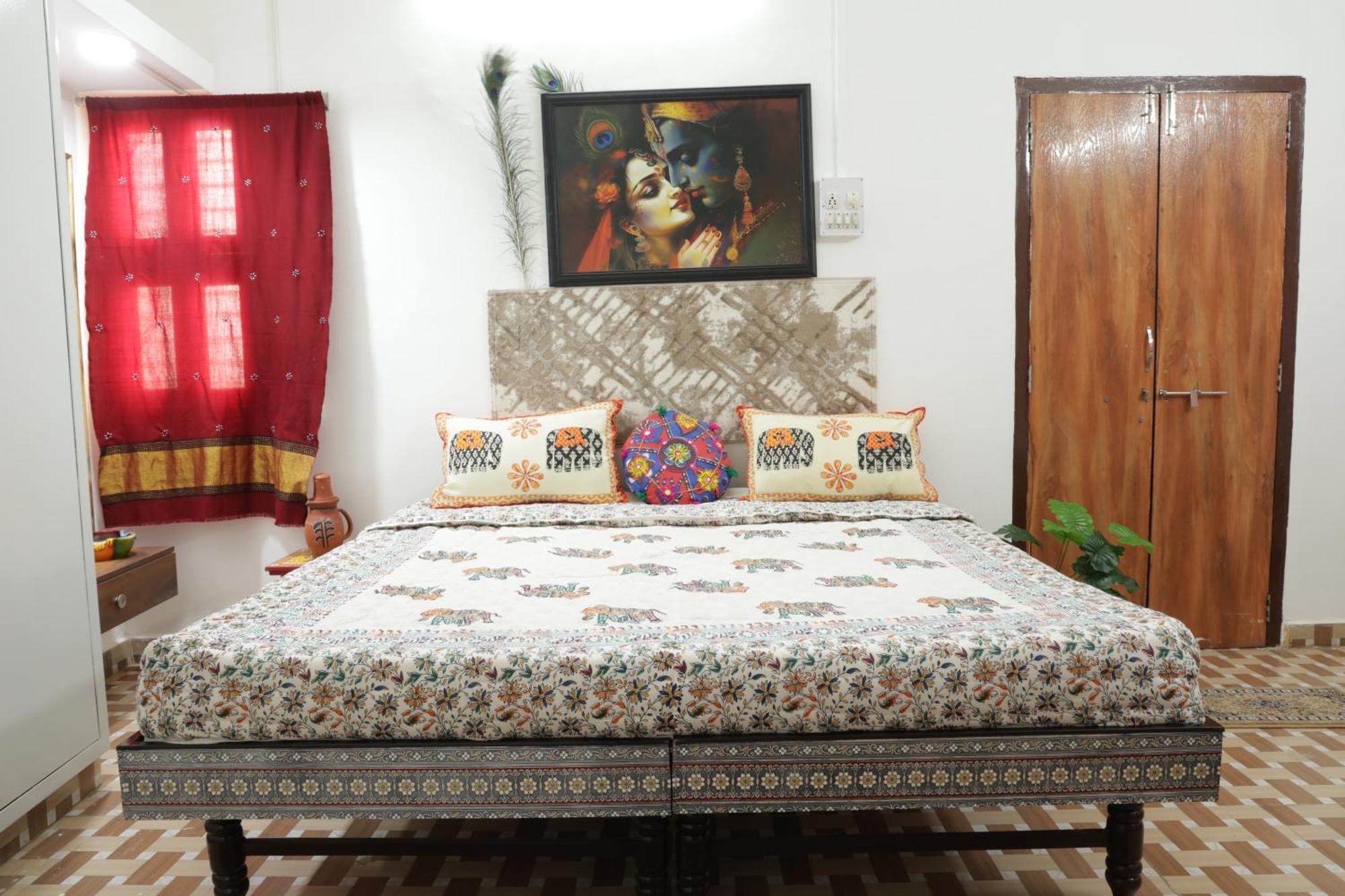 Prag View Heritage Homestay Бхудж Экстерьер фото